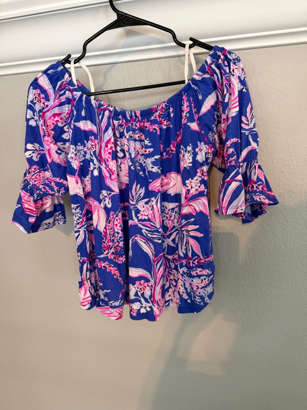 Lilly Pulitzer Blue Floral Off-Shoulder Women’s Top - Pink & White Print
